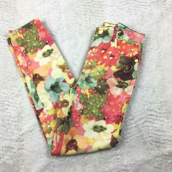 Farm Brazil Denim - Farm Brazil Floral Jeans Ankle Crop 26.5" Inseam